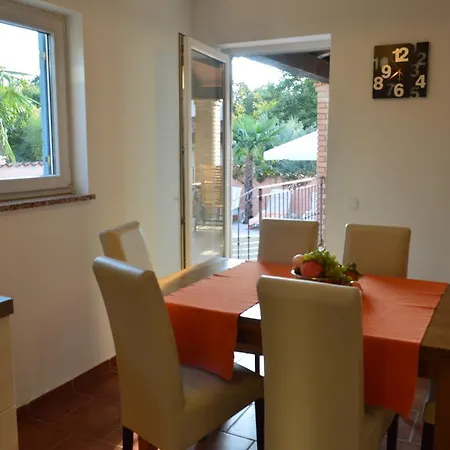 Casa vacanze Holiday Leo *