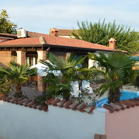 Prázdninový dům Holiday Leo Poreč